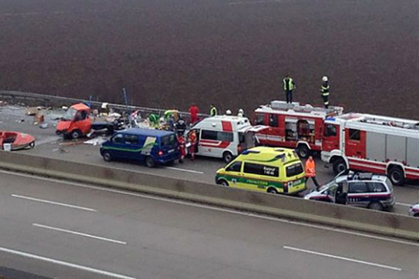 Symbolfoto zum Artikel: Schwerer Verkehrsunfall auf der A2 bei Lieboch