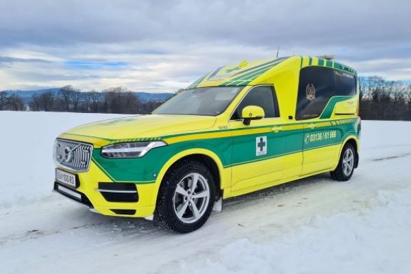 Symbolfoto zum Artikel: Neuer Langstreckenkrankenwagen beim Grünen Kreuz Steiermark